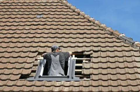 Pose de velux - Larochemillay